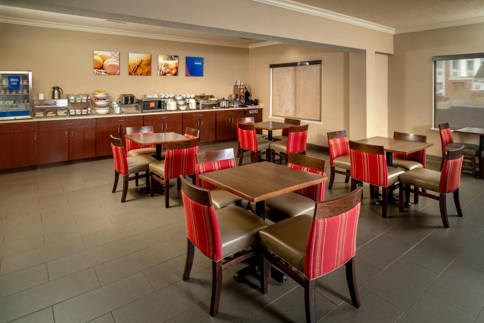 Comfort Suites Prestonsburg West Exterior foto